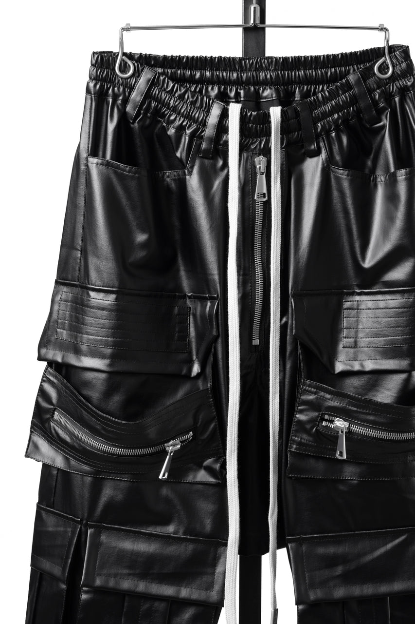 Load image into Gallery viewer, A.F ARTEFACT CARGO SAROUEL EASY PANTS / LUSTROUS COATED WOVEN (BLACK)