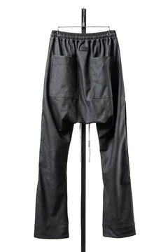 Load image into Gallery viewer, A.F ARTEFACT SAROUEL FLARE PANTS / VEGAN LEATHER (SMOKE BLACK)