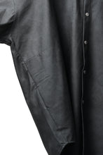 Load image into Gallery viewer, A.F ARTEFACT COCOON SHIRTS / VEGAN LEATHER (SMOKE BLACK)