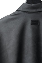 Load image into Gallery viewer, A.F ARTEFACT COCOON SHIRTS / VEGAN LEATHER (SMOKE BLACK)