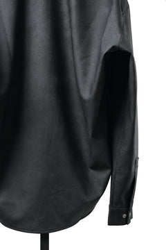 Load image into Gallery viewer, A.F ARTEFACT COCOON SHIRTS / VEGAN LEATHER (SMOKE BLACK)