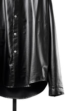 Load image into Gallery viewer, A.F ARTEFACT COCOON SHIRTS / LUSTROUS COATED WOVEN (BLACK)