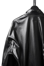 Load image into Gallery viewer, A.F ARTEFACT COCOON SHIRTS / LUSTROUS COATED WOVEN (BLACK)