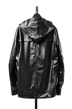 Load image into Gallery viewer, A.F ARTEFACT HOODIE ZIP BLOUSON / LUSTROUS COATED WOVEN (BLACK)