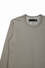 Load image into Gallery viewer, A.F ARTEFACT BOMBER HEAT® SOLID LS TOPS (LIGHT GREY)