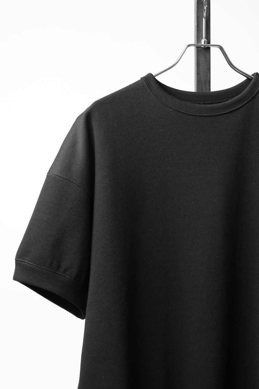 Load image into Gallery viewer, N/07 CINCHED HEM TOP / RIBBED CARDBOARD KNIT JERSEY (BLACK)