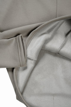 Load image into Gallery viewer, A.F ARTEFACT BOMBER HEAT® SOLID LS TOPS (LIGHT GREY)