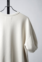 Load image into Gallery viewer, N/07 CINCHED HEM TOP / RIBBED CARDBOARD KNIT JERSEY (LIGHT BEIGE)