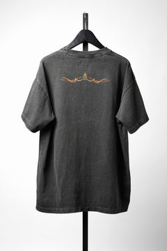 画像をギャラリービューアに読み込む, LASTMAN PRINTED POCKET TEE SHIRT -PIN STRIPE- (FADE BLACK)