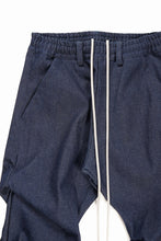 Load image into Gallery viewer, A.F ARTEFACT TUCK SLIM BAGGY PANTS / RAW DENIM (NAVY)