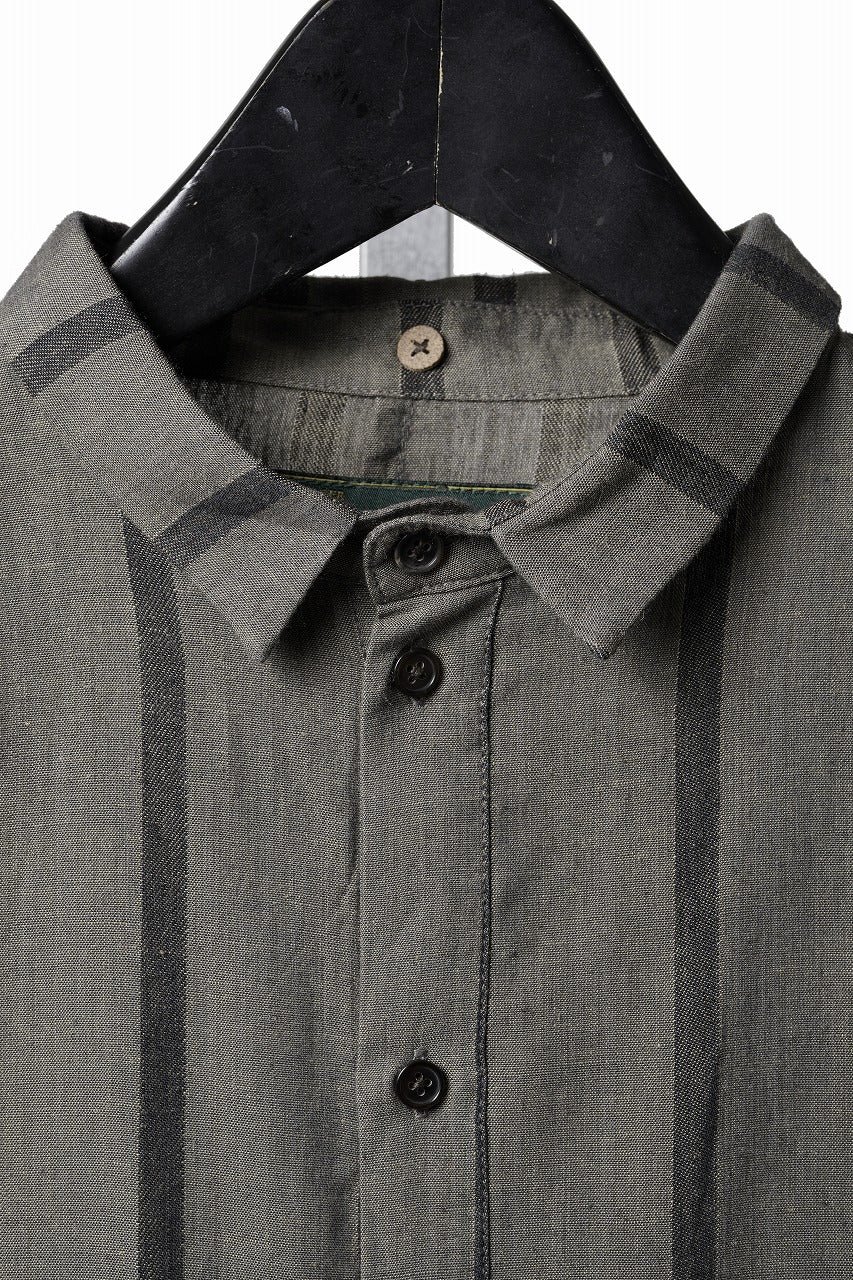 Load image into Gallery viewer, Aleksandr Manamis STRIPE BUTTON COLLAR SHIRT (STRIPE)