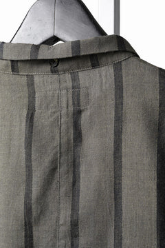 Load image into Gallery viewer, Aleksandr Manamis STRIPE BUTTON COLLAR SHIRT (STRIPE)