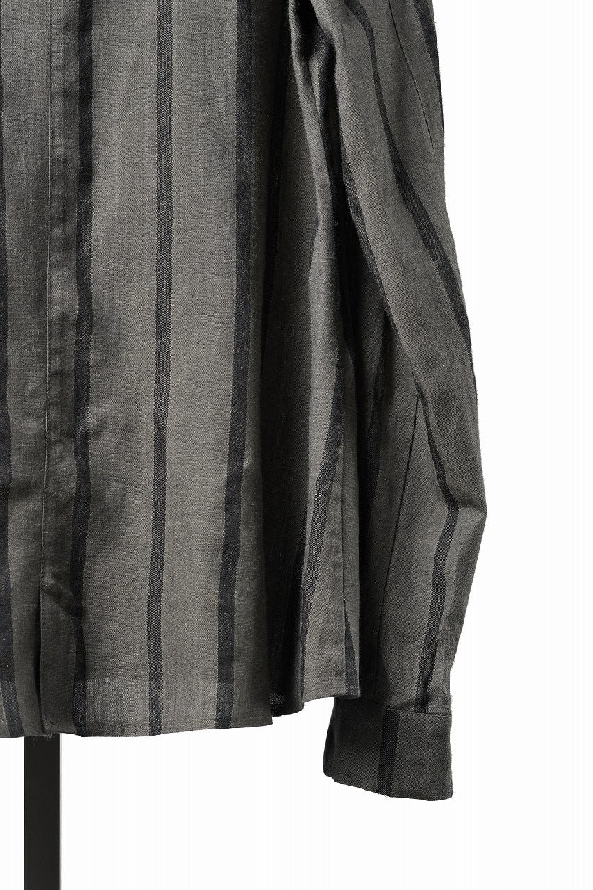 Load image into Gallery viewer, Aleksandr Manamis STRIPE BUTTON COLLAR SHIRT (STRIPE)