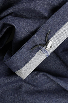 Load image into Gallery viewer, A.F ARTEFACT TUCK SLIM BAGGY PANTS / RAW DENIM (NAVY)