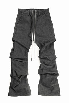 Load image into Gallery viewer, A.F ARTEFACT TUCK SLIM BAGGY PANTS / RAW DENIM (BLACK)