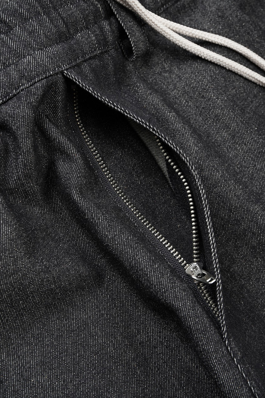 Load image into Gallery viewer, A.F ARTEFACT TUCK SLIM BAGGY PANTS / RAW DENIM (BLACK)