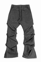 Load image into Gallery viewer, A.F ARTEFACT TUCK SLIM BAGGY PANTS / RAW DENIM (BLACK)