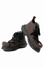Load image into Gallery viewer, beauty : beast ROLL-TOE SHOES feat. Maison MIHARA YASUHIRO (BLACK x WHITE)