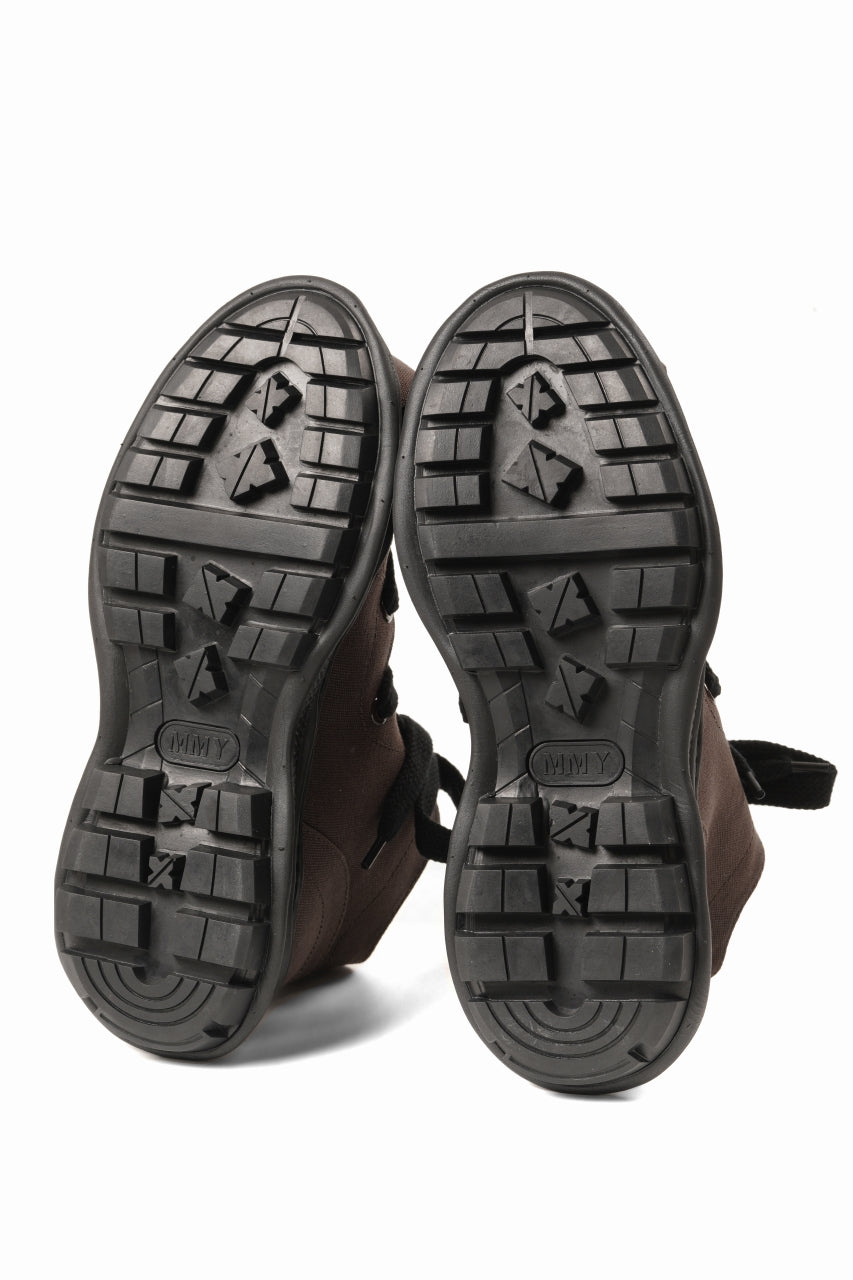 Load image into Gallery viewer, beauty : beast ROLL-TOE SHOES feat. Maison MIHARA YASUHIRO (BLACK x WHITE)