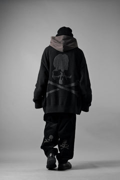 画像をギャラリービューアに読み込む, MASTERMIND WORLD LOUNGE CARDIGAN / SOFTLY BOA FLEECE (BLACK x CHARCOAL)
