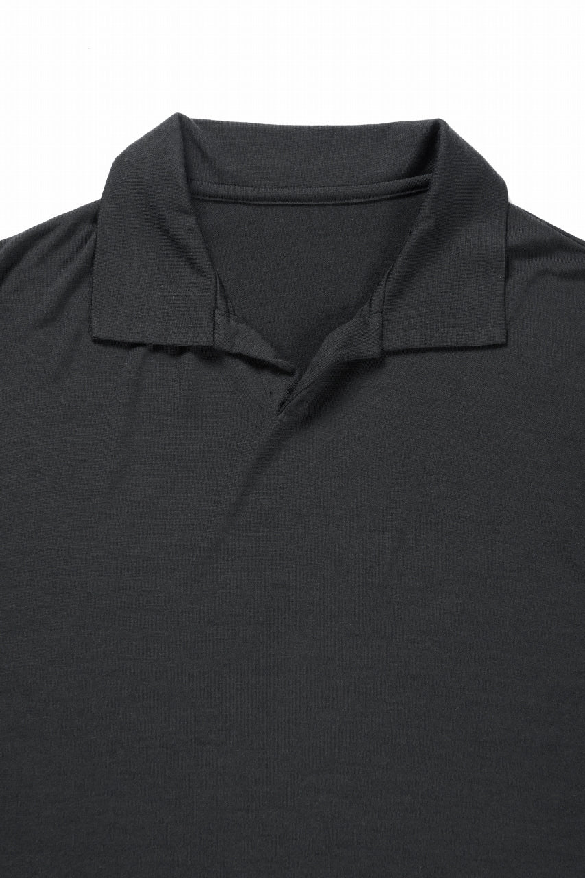 画像をギャラリービューアに読み込む, CAPERTICA SKIPPER POLO / SUPER 140s WASHABLE WOOL DC JERSEY (DARKNESS)