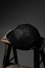 画像をギャラリービューアに読み込む, ISAMU KATAYAMA BACKLASH FLAT VISOR CAP / MONOCHROME LUXURY STEER (BLACK)