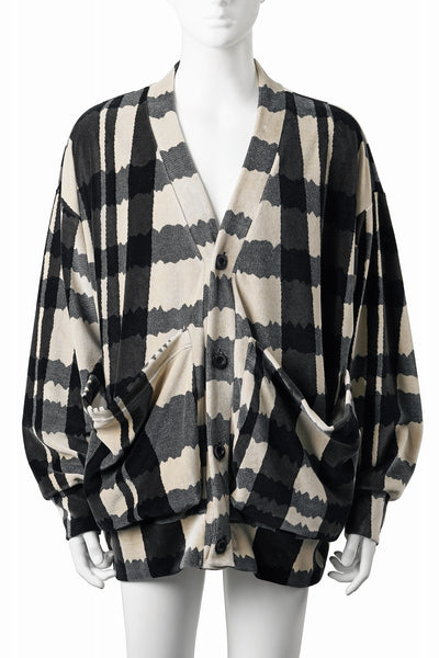 A.F ARTEFACT JUMBO CARDIGAN / JACQUARD DEFORMED PLAID VELOR (BLACK x GREY x IVORY)