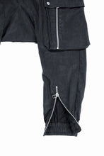 Load image into Gallery viewer, 【SAMPLE SALE】A.F ARTEFACT MILITARY ZIP SARROUEL PANTS / SYNTHETIC NUBUCK LEATHER (BLACK)