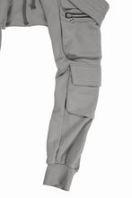 画像をギャラリービューアに読み込む, 【SAMPLE SALE】A.F ARTEFACT BELTED CARGO SARROUEL EASY PANTS (GREY)