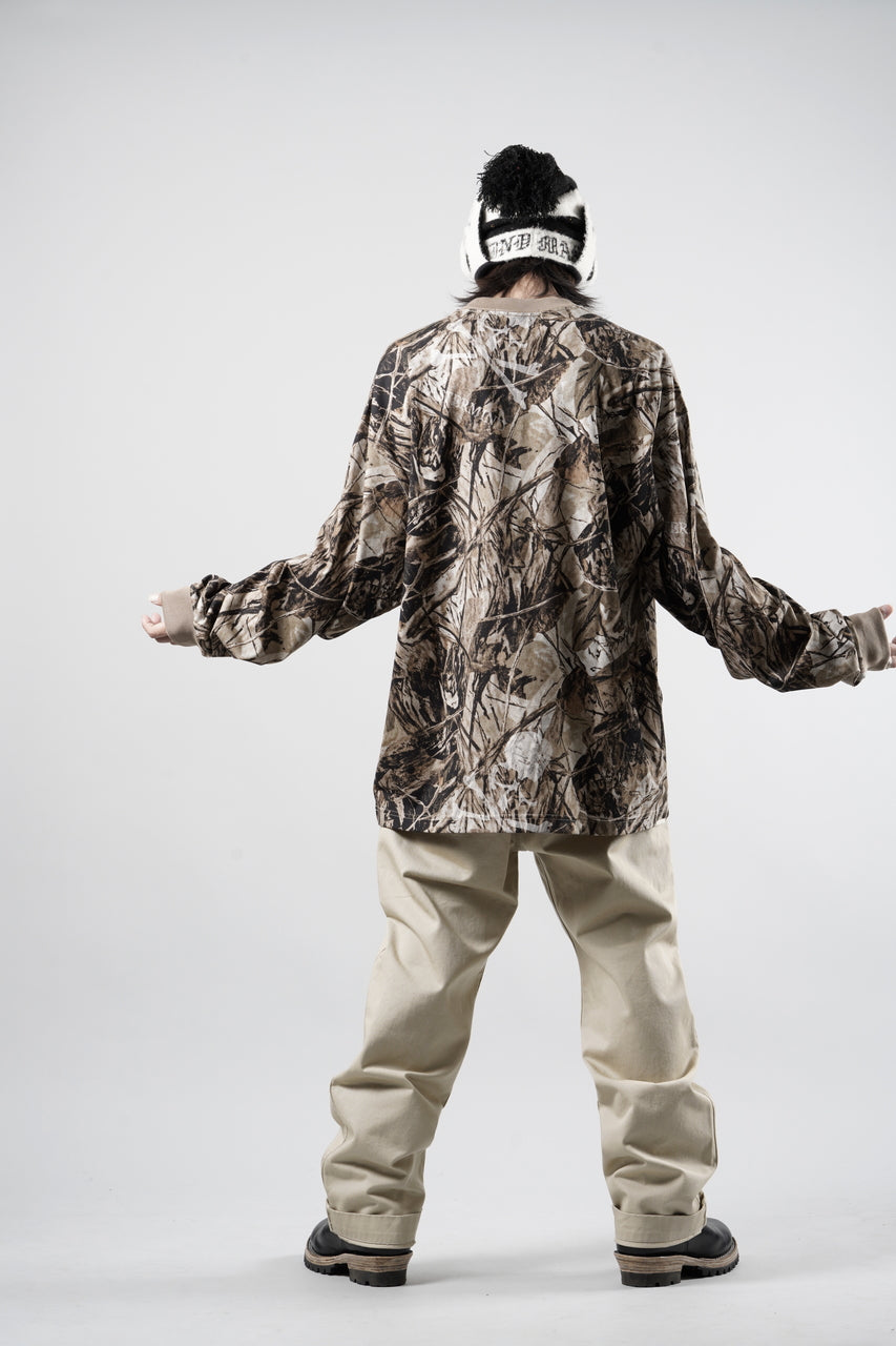 Load image into Gallery viewer, MASTERMIND WORLD OG FOREST CAMO LS TEE (SEPIA FOREST CAMO)