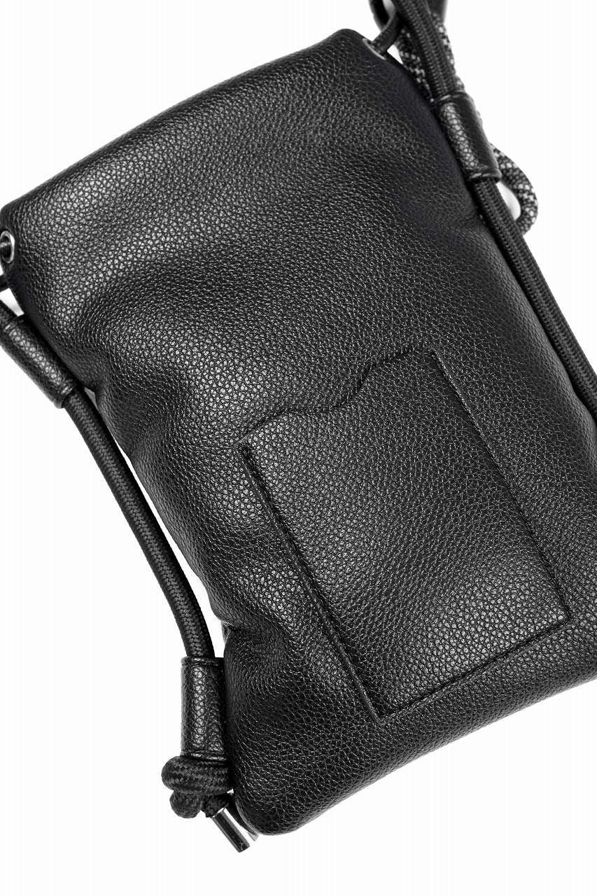 F/CE. MAP POCHETTE / TECH LEATHER (BLACK)の商品ページ