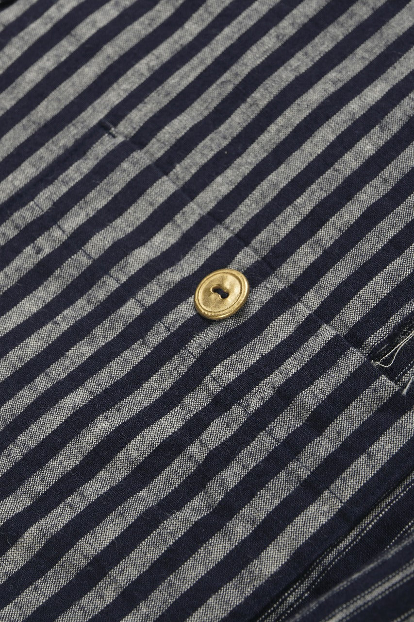 A TENTATIVE ATELIER Avis N. DISTRESSED PATCH STRIPES SHIRT (NAVY)