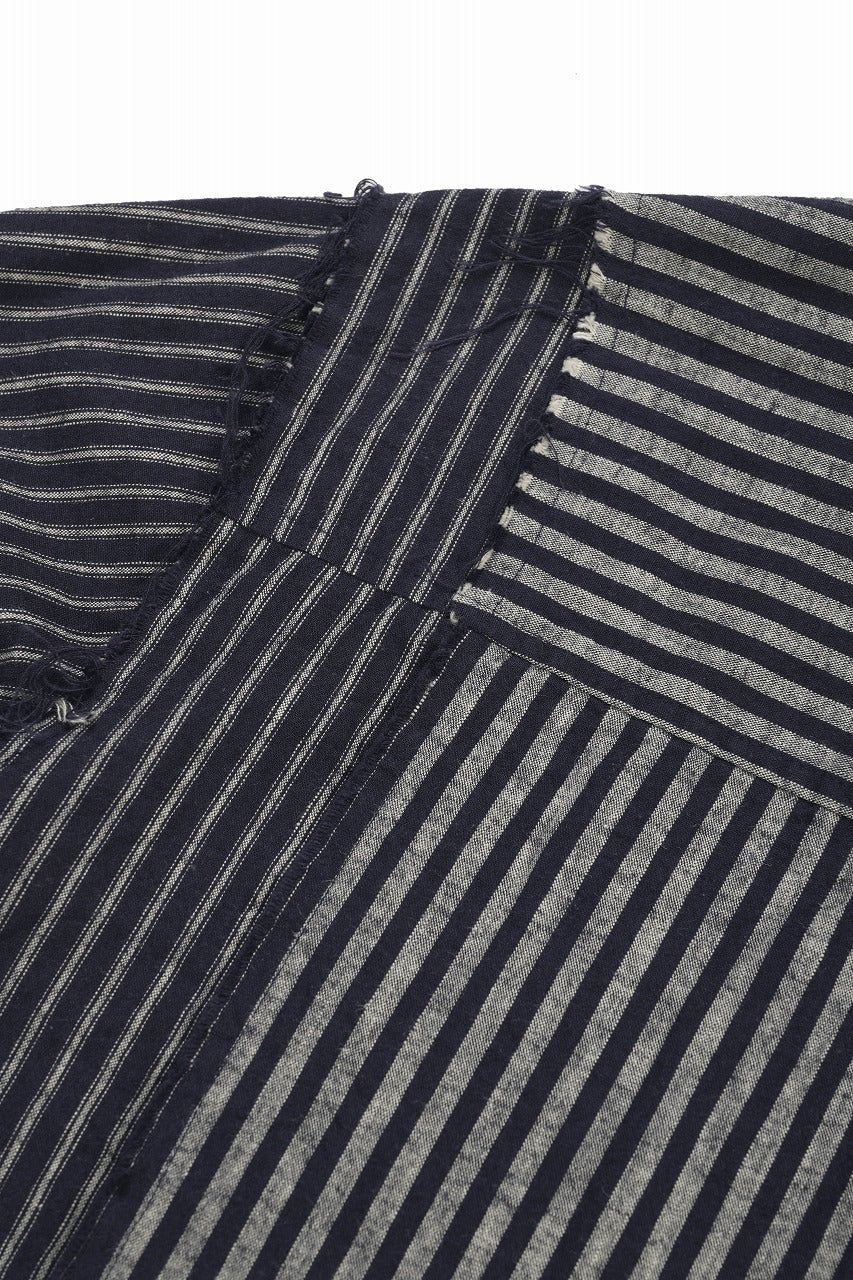 画像をギャラリービューアに読み込む, A TENTATIVE ATELIER Avis N. DISTRESSED PATCH STRIPES SHIRT (NAVY)