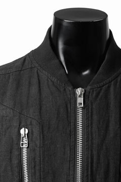 Load image into Gallery viewer, 【SAMPLE SALE】A.F ARTEFACT CUT OFF COMBI TANKER JACKET / LIGHT PADDED (BLACK×ORANGE)