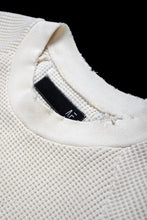 Load image into Gallery viewer, 【SAMPLE SALE】A.F ARTEFACT OVER SIZED DOLMAN LONG PULL OVER / CRASHED WAFFLE COTTON JERSEY (IVORY)