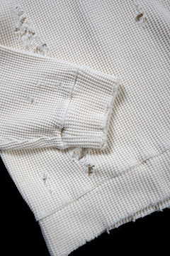Load image into Gallery viewer, 【SAMPLE SALE】A.F ARTEFACT OVER SIZED DOLMAN LONG PULL OVER / CRASHED WAFFLE COTTON JERSEY (IVORY)