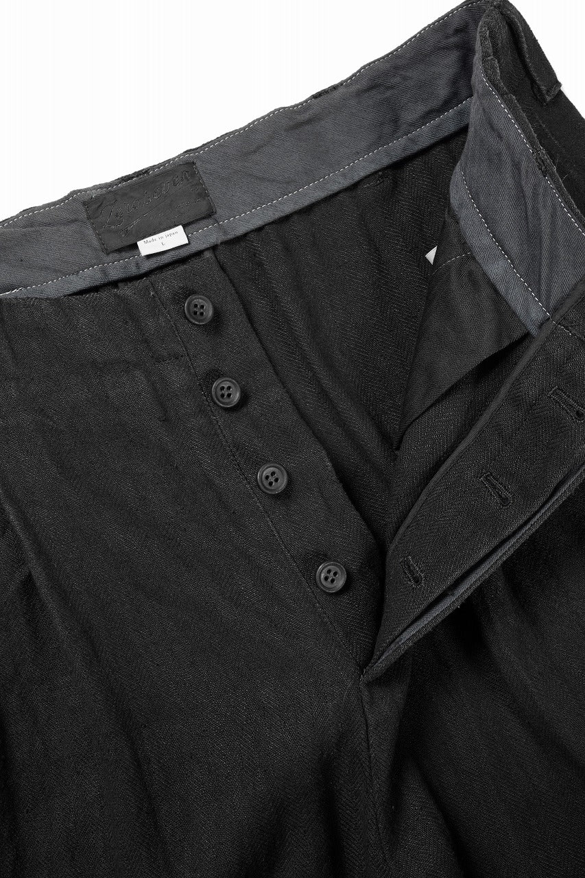 Load image into Gallery viewer, N/07 2 TUCKS WIDE TAPERED TROUSERS / HERRING BONE (GARMENT DYED) (BLACK)