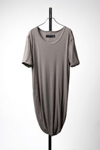 Load image into Gallery viewer, A.F ARTEFACT TWIST LAYERED SHORT SLEEVE TEE (BROWN)