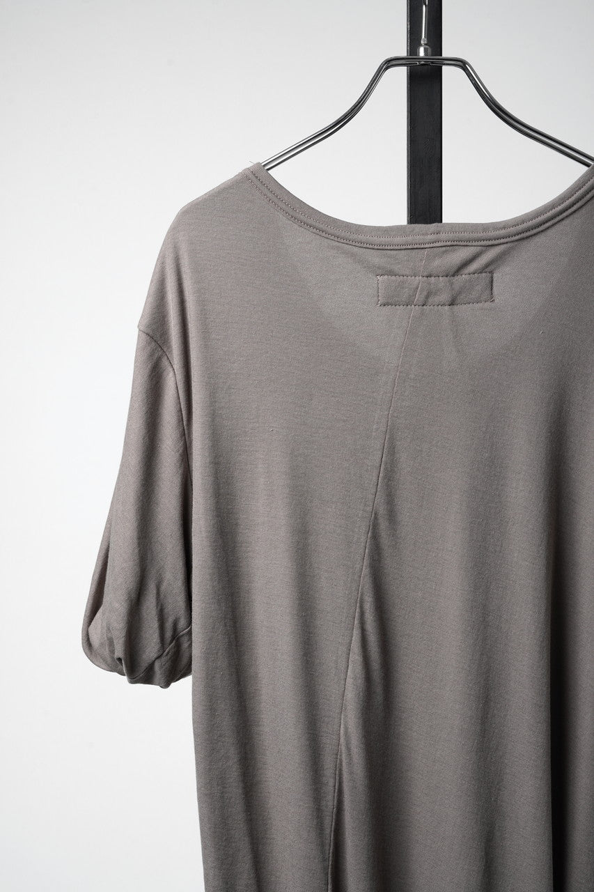 Load image into Gallery viewer, A.F ARTEFACT TWIST LAYERED SHORT SLEEVE TEE (BROWN)