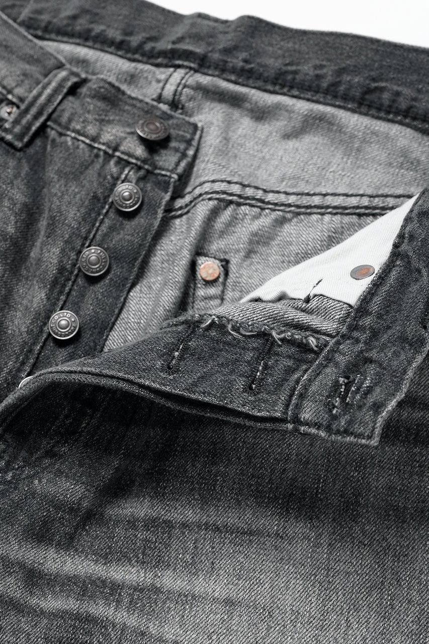 Load image into Gallery viewer, FULLCOUNT "Dartford" 1101BKSSHW Straight Jeans / 11.5oz Zimbabwe Selvedge Denim (BLACK / VINTAGE FADED)