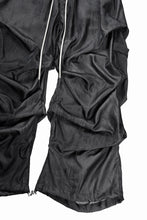 画像をギャラリービューアに読み込む, A.F ARTEFACT TUCK WIDE PANTS / UNEVEN TEXTURE (DARK GREY)