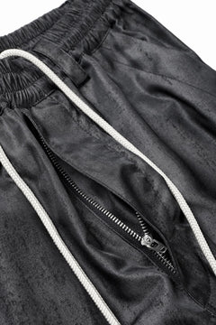画像をギャラリービューアに読み込む, A.F ARTEFACT TUCK WIDE PANTS / UNEVEN TEXTURE (DARK GREY)