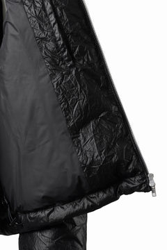 画像をギャラリービューアに読み込む, Juun.J Wrinkle Nylon Stand Collar Goose Down Blouson (BLACK)