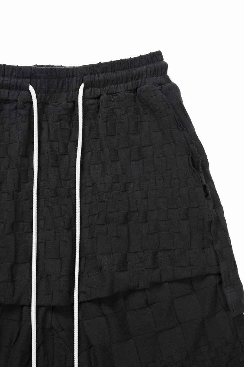 画像をギャラリービューアに読み込む, A.F ARTEFACT GRADIENT PLAID PATTERN LAYERED SHORTS (BLACK)