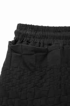 画像をギャラリービューアに読み込む, A.F ARTEFACT GRADIENT PLAID PATTERN LAYERED SHORTS (BLACK)