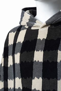 画像をギャラリービューアに読み込む, A.F ARTEFACT HOODED TOP / JACQUARD DEFORMED PLAID VELOR (BLACK x GREY x IVORY)
