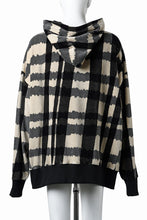 画像をギャラリービューアに読み込む, A.F ARTEFACT HOODED TOP / JACQUARD DEFORMED PLAID VELOR (BLACK x GREY x IVORY)