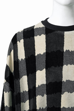 画像をギャラリービューアに読み込む, A.F ARTEFACT SWITCHING PULLOVER / JACQUARD DEFORMED PLAID VELOR (BLACK x GREY x IVORY)