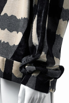 画像をギャラリービューアに読み込む, A.F ARTEFACT SWITCHING PULLOVER / JACQUARD DEFORMED PLAID VELOR (BLACK x GREY x IVORY)