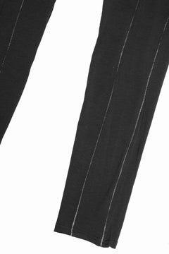 Load image into Gallery viewer, A.F ARTEFACT OVERLOCK STITCH LEGGINGS (BLACK x WHITE)